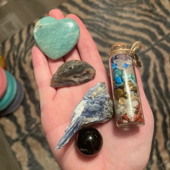 Crystals up for trade - Picture 7 of 15